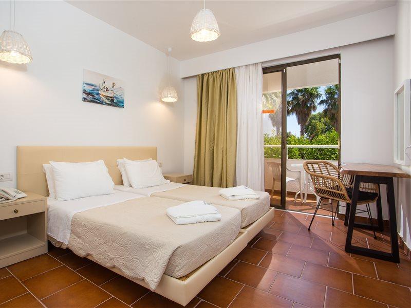 Muses Hotel Faliraki Buitenkant foto