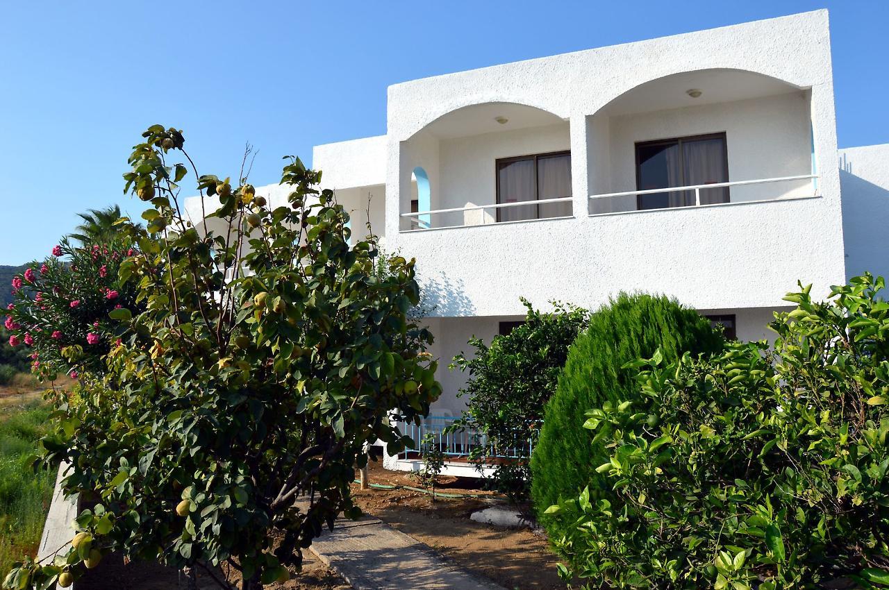 Muses Hotel Faliraki Buitenkant foto